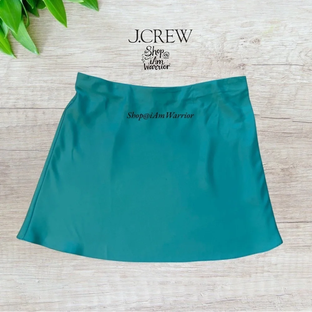 J.Crew turquoise satin pull on mini skirt *shop@iamwarrior